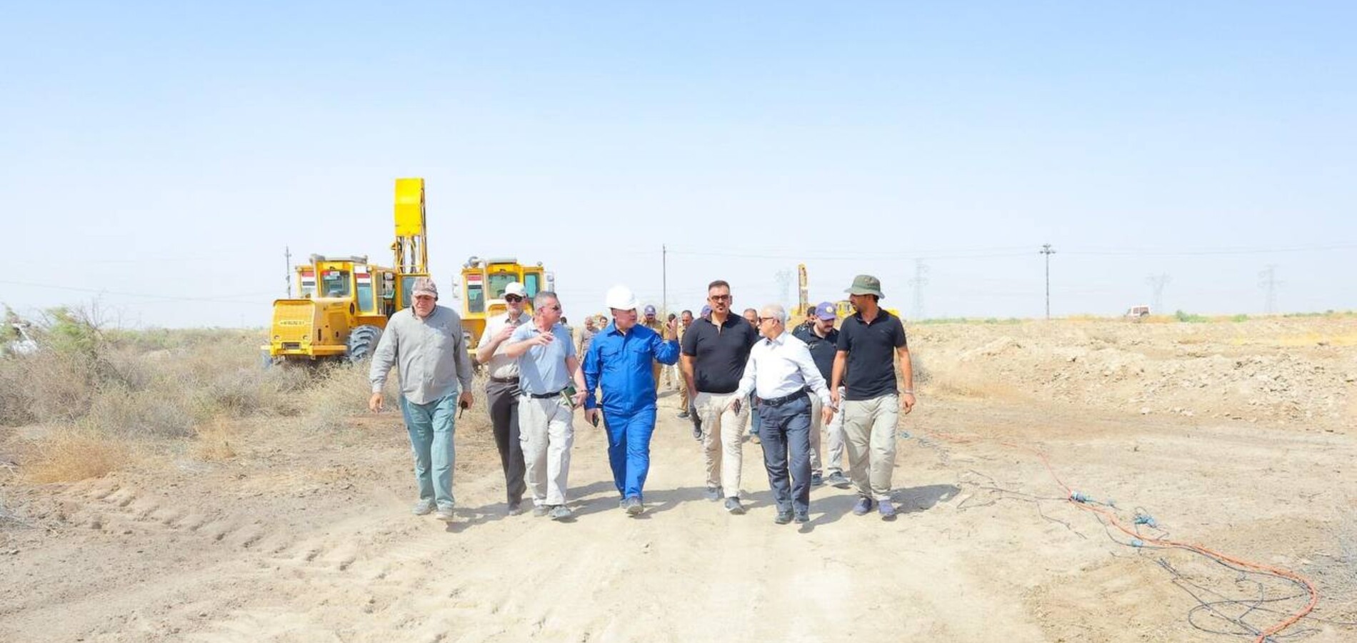 مدير عام شركة الاستكشافات النفطية يزور الفرقة الزلزالية الخامسة العاملة ضمن برنامج شمال الأحدب في محافظة واسط