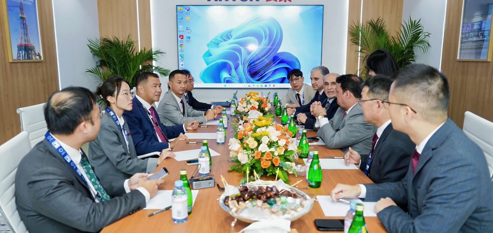 وفد رفيع المستوى من وزارة النفط يشارك في معرض ومؤتمر أبوظبي الدولي للبترول (ADIPEC)