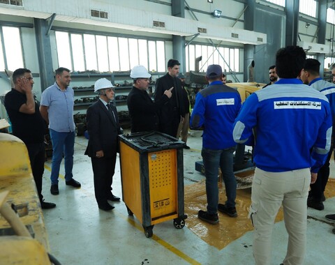 The D G of Oil Exploration Company visits the Engineering dept. in Al Nahrawan district