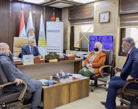 The Director General of Oil Exploration Company Stresses Importance of Communicating with Staff