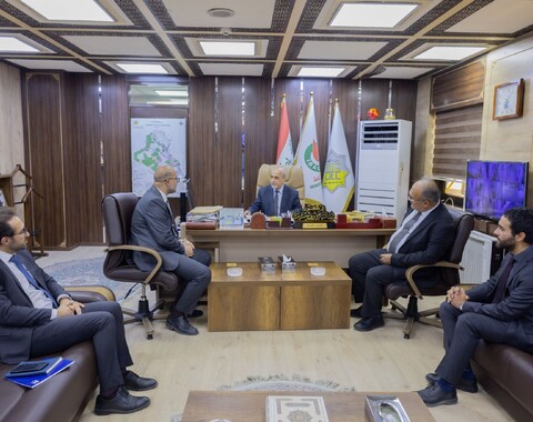 مدير عام شركة الاستكشافات النفطية يستقبل ممثل شركة بارس كيهان الإيرانية