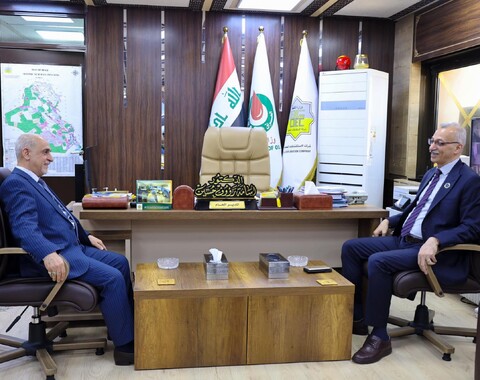 The Director General of Oil Exploration Company receives the Director General of the Training and Development Directorate in the Ministry of Oil