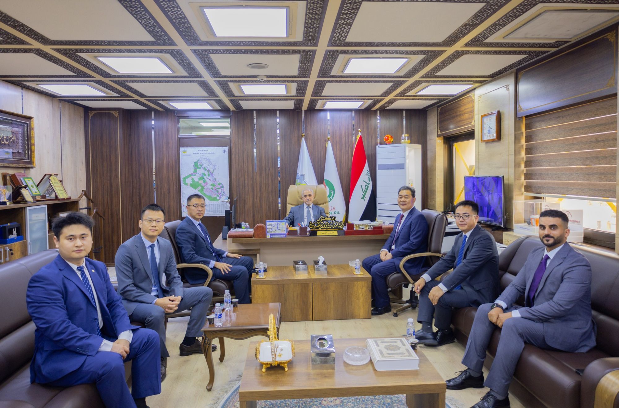 مدير عام شركة الاستكشافات النفطية يستقبل وفد من شركة انتون اويل