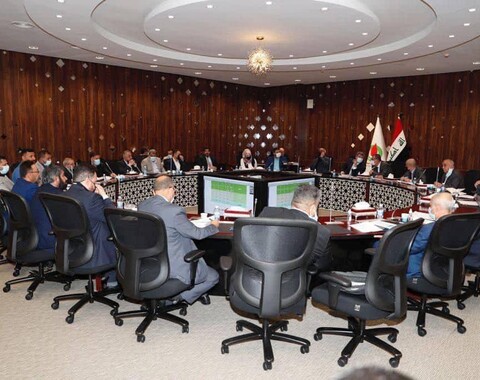 The National Oil Company holds an expanded meeting to discuss the five-year plan for exploration, production, development and available capacities for export, headed by the Minister of Oil (the company’s president, Mr. Ihsan Abd Algabar).