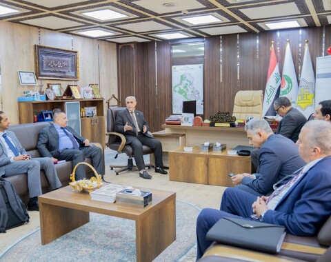 مدير عام شركة الاستكشافات النفطية يستقبل وفدًا من وزارة البترول والثروة المعدنية المصرية