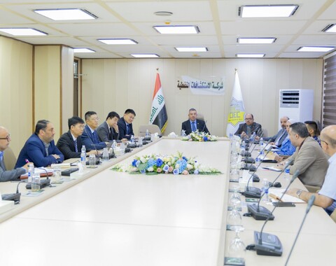 Oil Exploration Company Discusses Prospects for Cooperation with Chinese ZhenHua Company